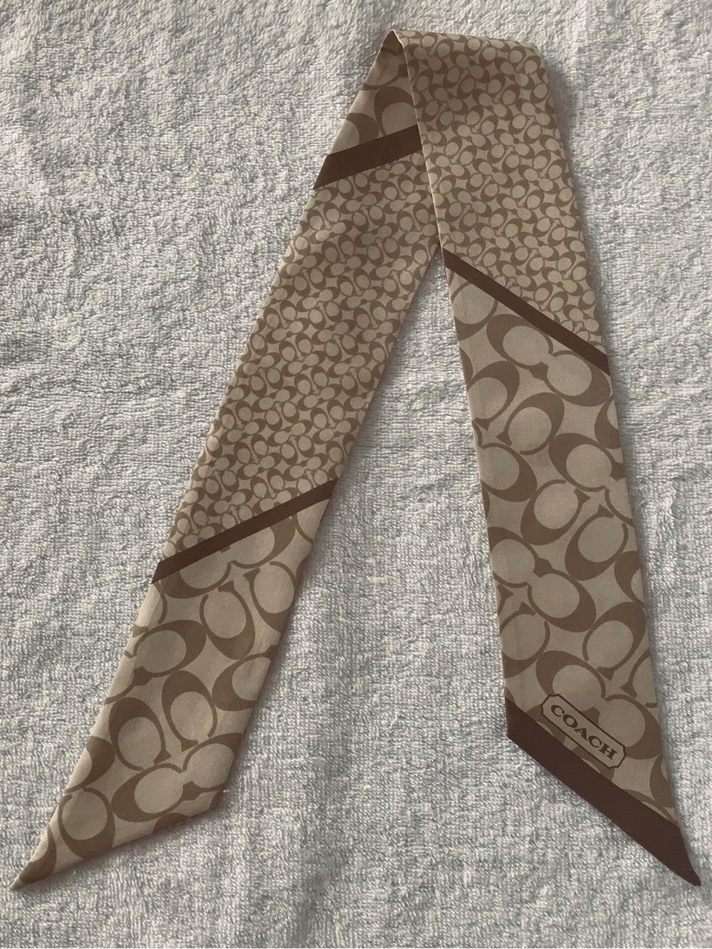 COACH Signature C 100 % Silk Skinny Brown Tan Scarf Twilly